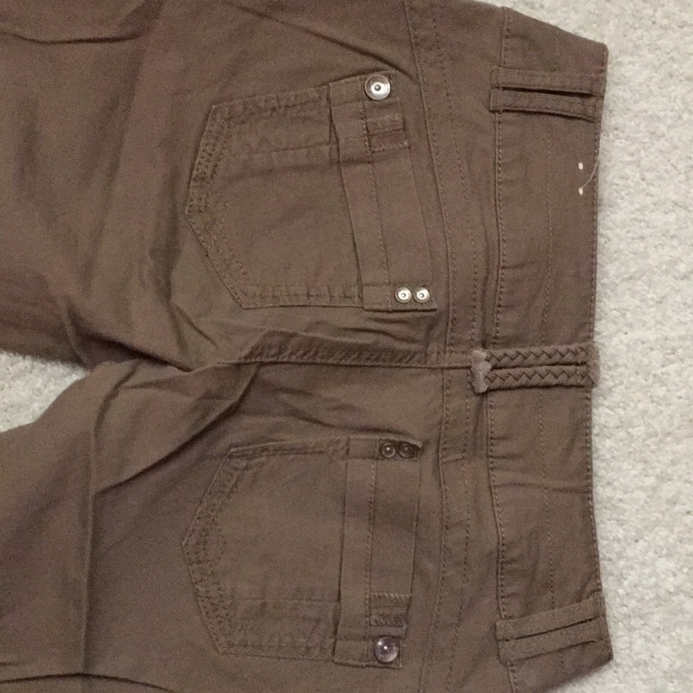 Jolt Capris - Picture 4 of 4